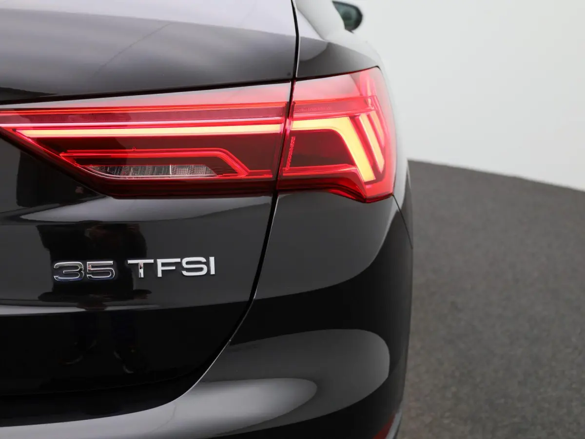 35 TFSI Business Edition | Automaat | Apple Carplay / Android Auto | LED Koplampen | Lederen Bekleding | Stoelverwarming | Elektrische Kofferklep | Camera |