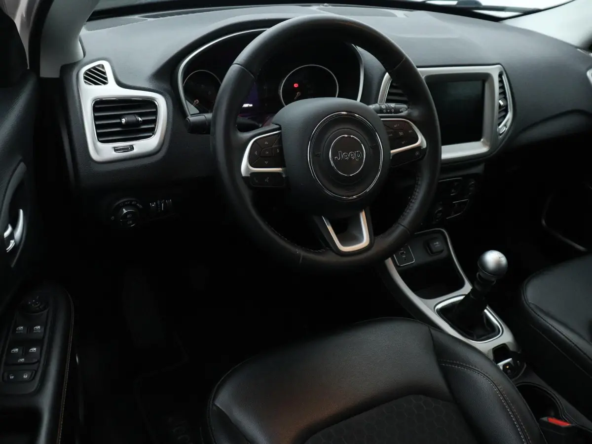 1.4 MultiAir Longitude | HALF-LEDER | NAVIGATIE | ACHTERUITRIJCAMERA | CLIMATE CONTROL | CRUISE CONTROL | PARKEERSENSOREN | CRUISE CONTROL |