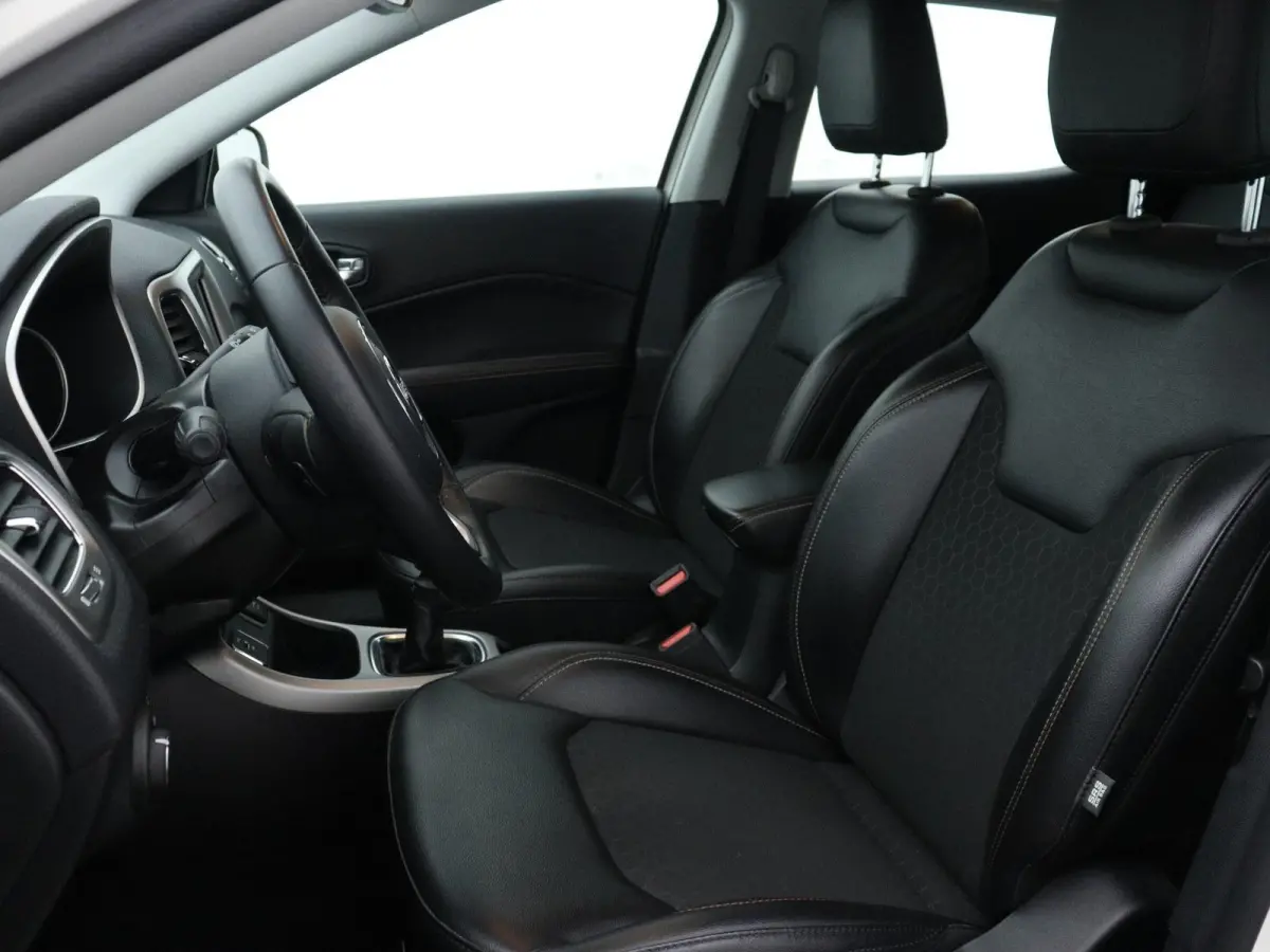 1.4 MultiAir Longitude | HALF-LEDER | NAVIGATIE | ACHTERUITRIJCAMERA | CLIMATE CONTROL | CRUISE CONTROL | PARKEERSENSOREN | CRUISE CONTROL |
