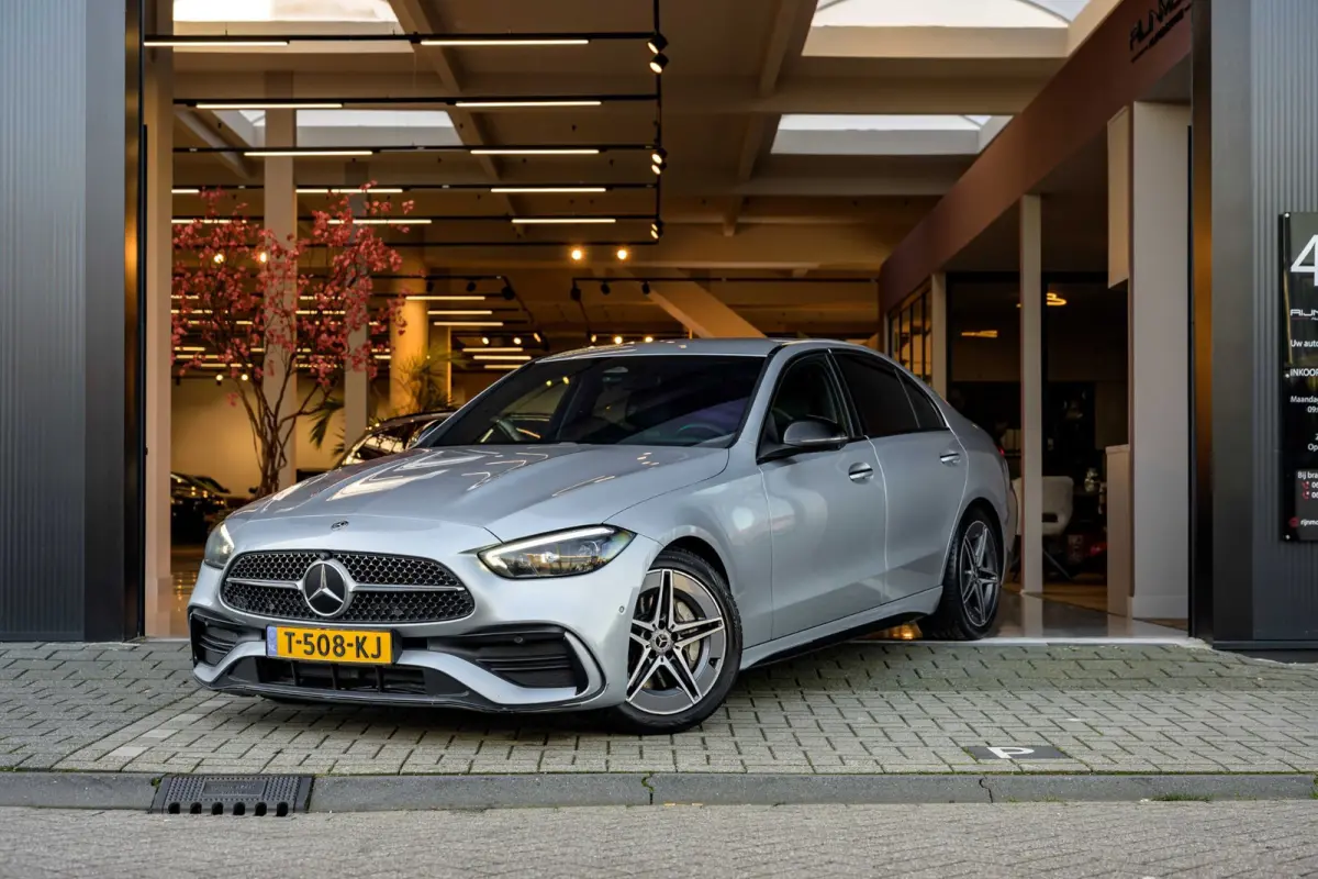 300 d AMG Line|Trekhaak|360-Camera|Carplay