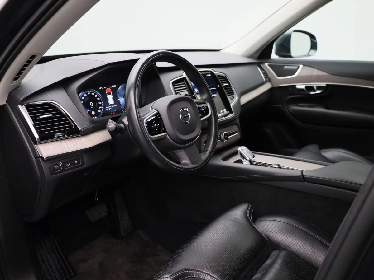 2.0 T8 4WD Geartronic Inscription 7-Persoons | Apple Carplay / Android Auto | Stoelverwarming | Stuurverwarming | Memory Seats | Achteruitrijcamera | Parkeersensoren |
