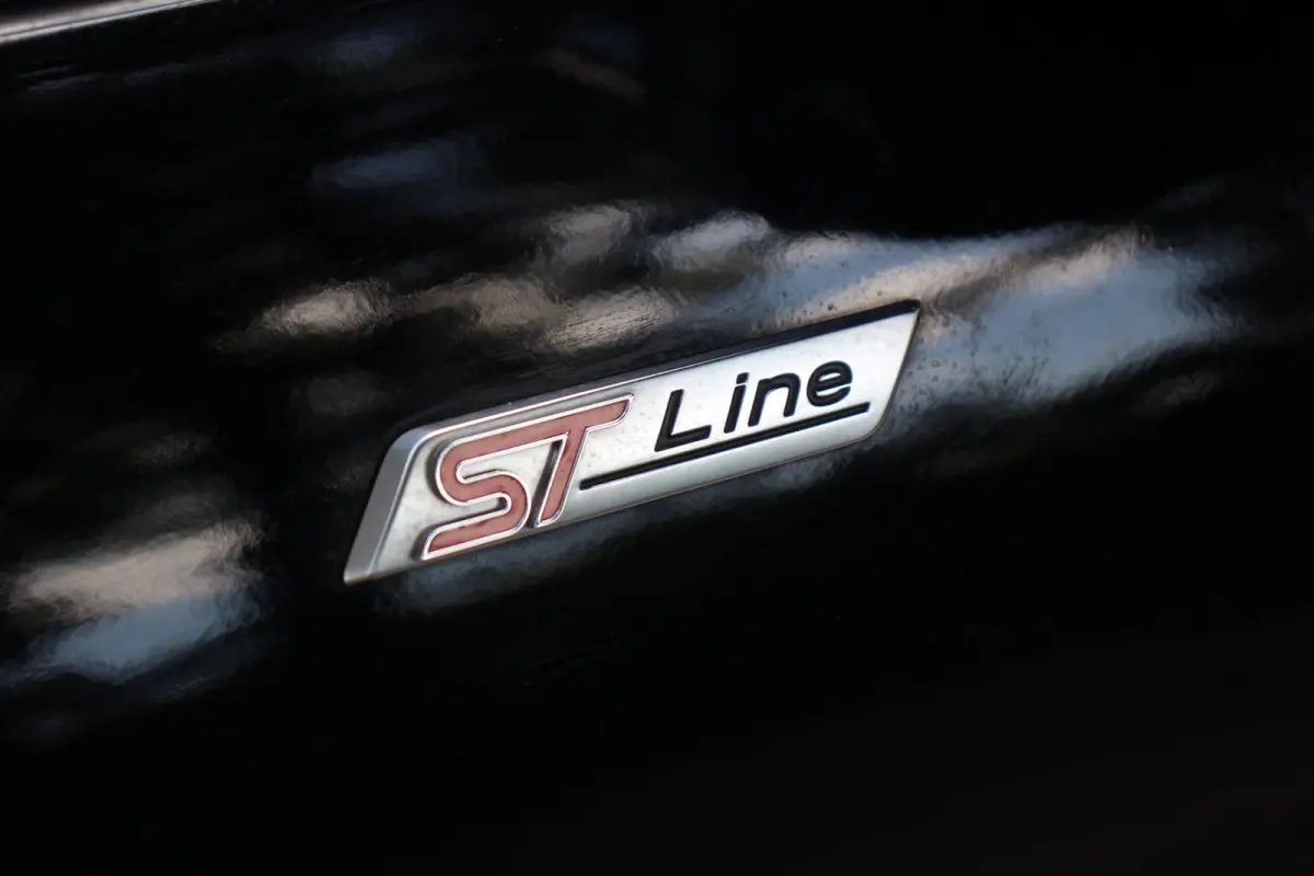 2.5 PHEV ST-LINE X | AGR LEDER | DEALER-OH! | ADAPT. CRUISE | HEAD UP | WINTERPACK | BLIS | CAMERA V + A | NAVI | PERFECTE STAAT!