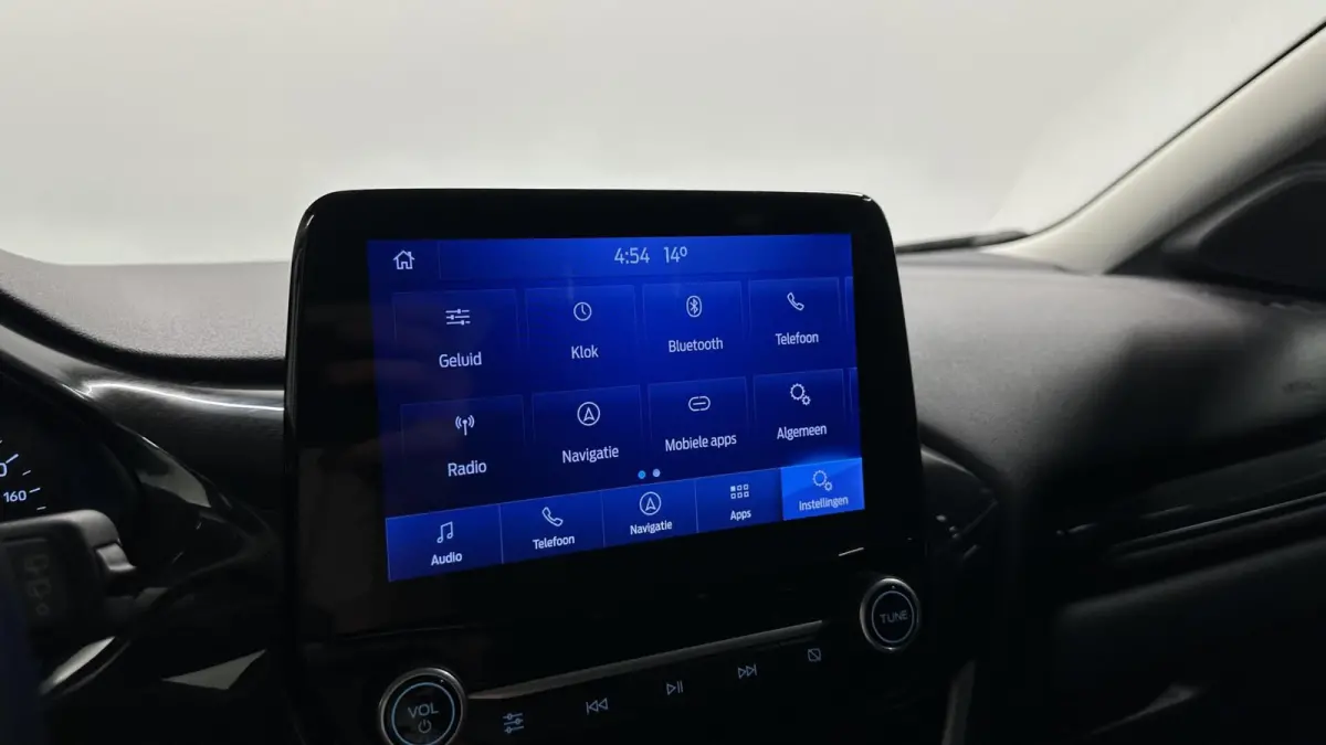 1.0 EcoBoost Titanium NAVI CRUISE LM ECC CARPLAY.