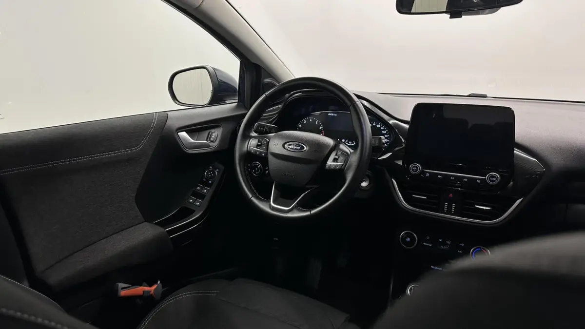 1.0 EcoBoost Titanium NAVI CRUISE LM ECC CARPLAY.