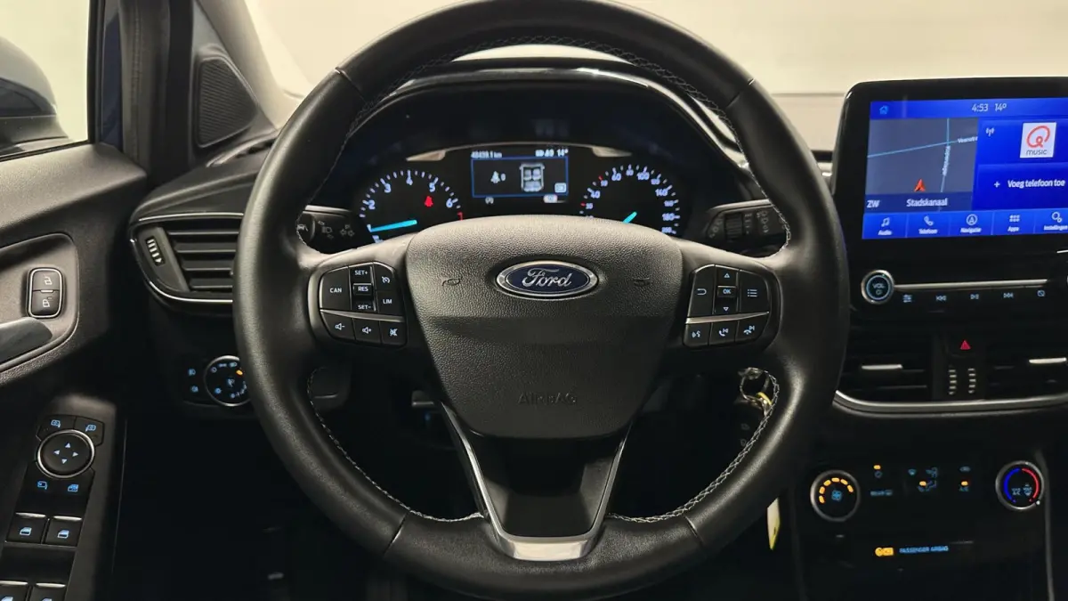 1.0 EcoBoost Titanium NAVI CRUISE LM ECC CARPLAY.