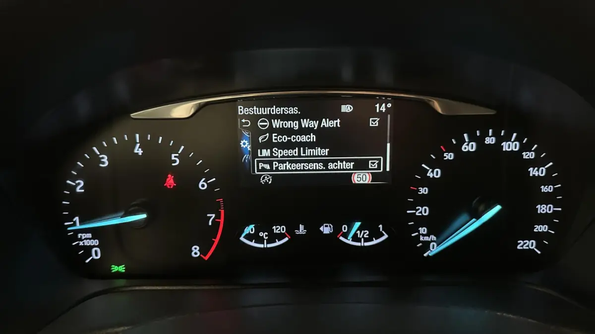 1.0 EcoBoost Titanium NAVI CRUISE LM ECC CARPLAY.