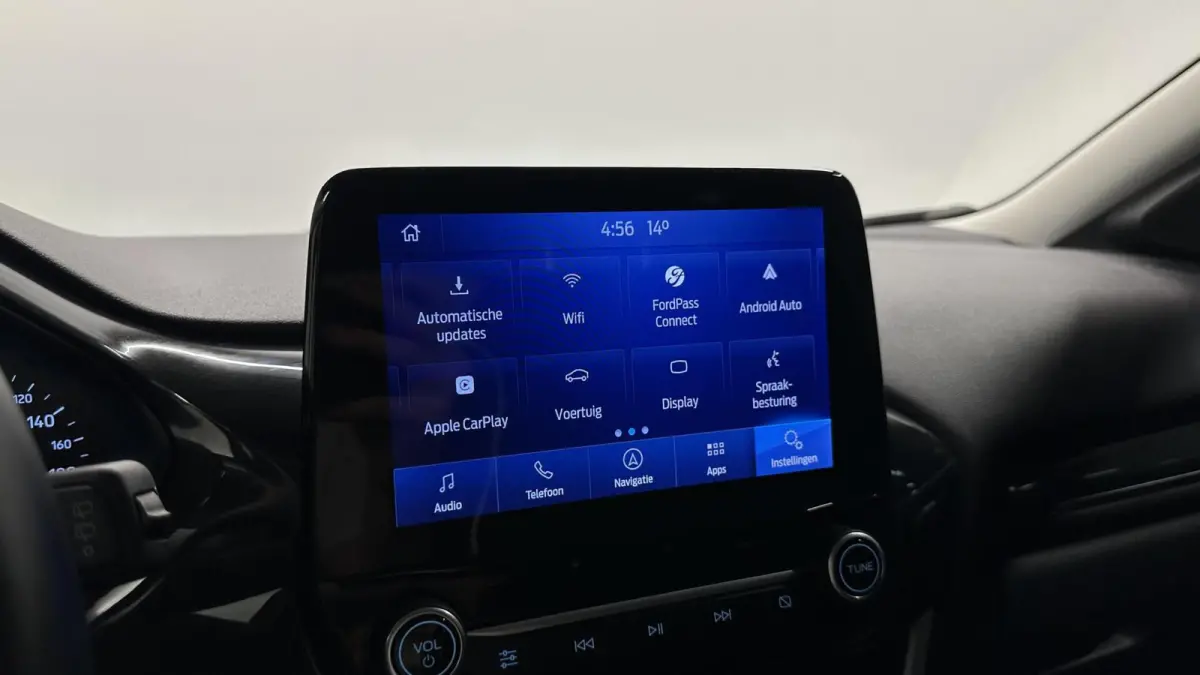1.0 EcoBoost Titanium NAVI CRUISE LM ECC CARPLAY.
