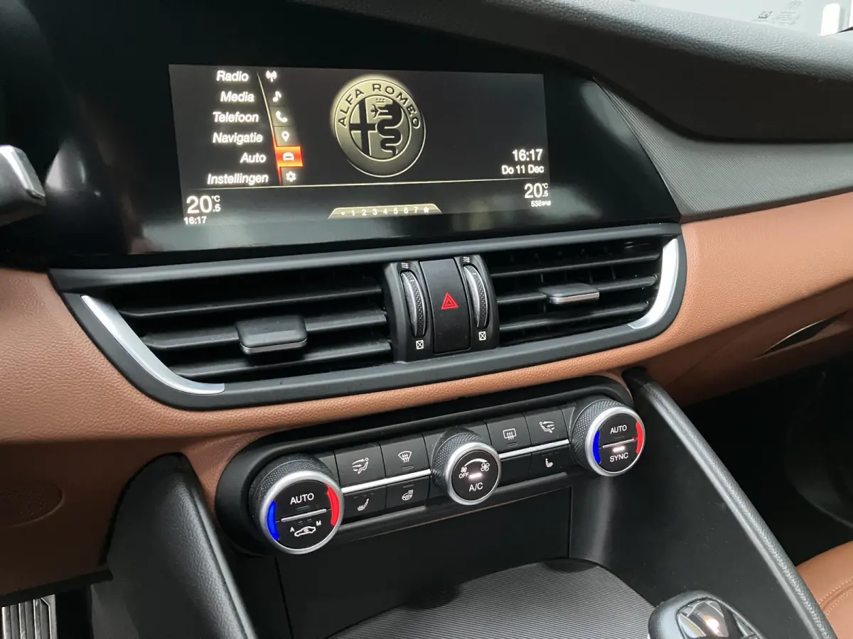 2.0T Super | BTW Auto, interessant voor ondernemers| | Uitmuntende staat |
