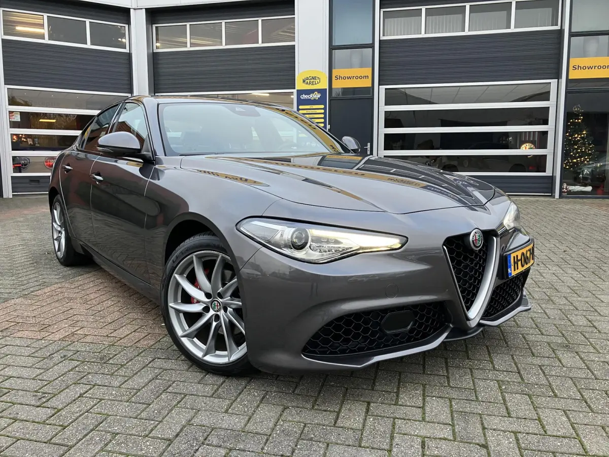 2.0T Super | BTW Auto, interessant voor ondernemers| | Uitmuntende staat |