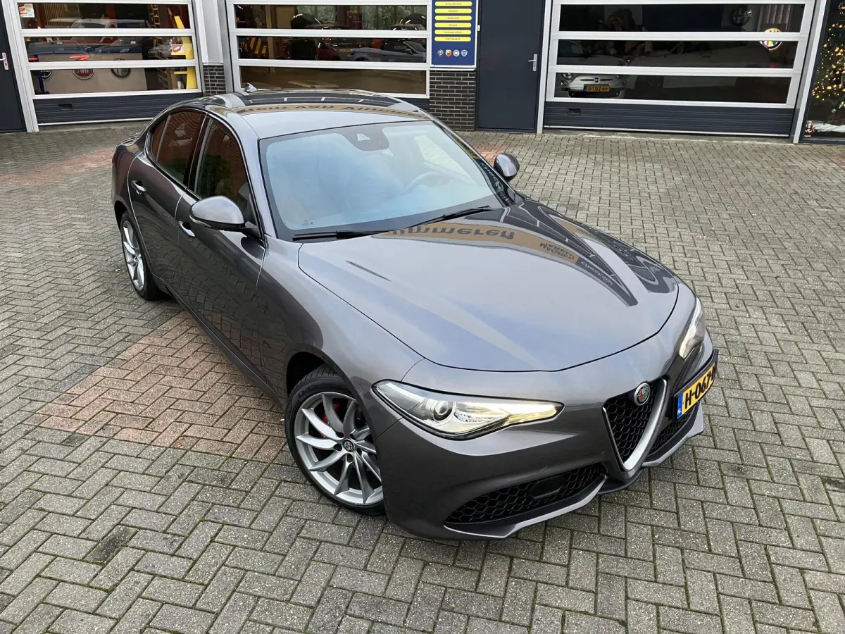 2.0T Super | BTW Auto, interessant voor ondernemers| | Uitmuntende staat |