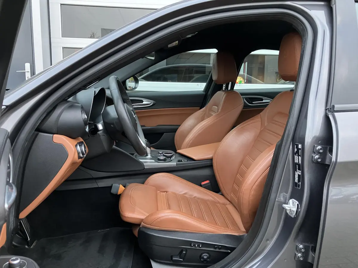 2.0T Super | BTW Auto, interessant voor ondernemers| | Uitmuntende staat |