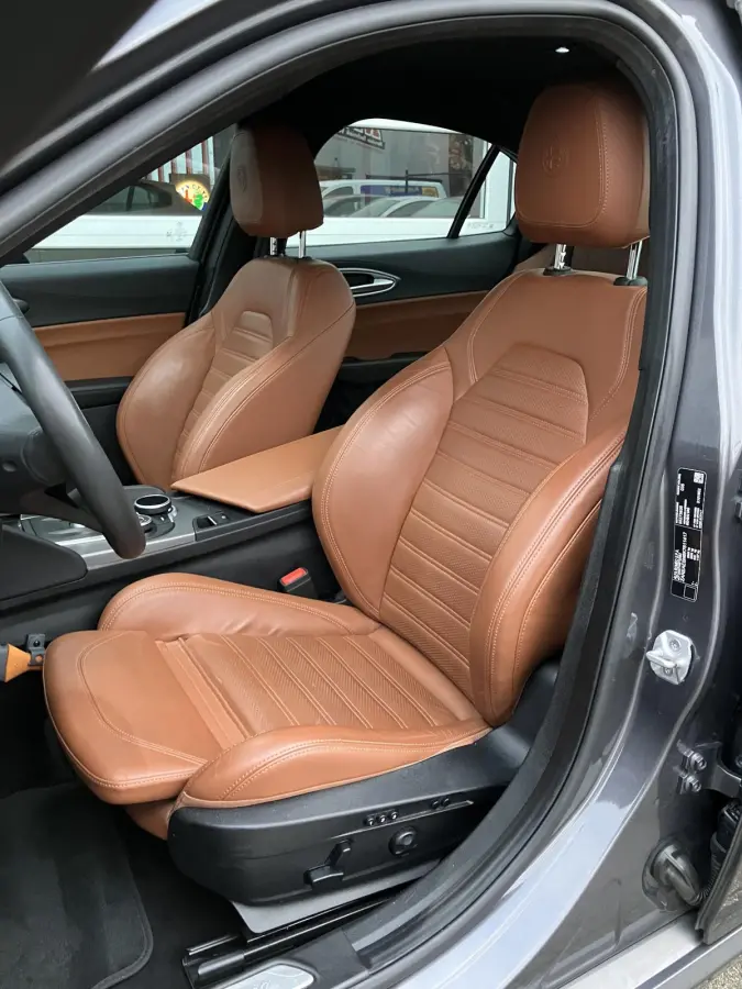 2.0T Super | BTW Auto, interessant voor ondernemers| | Uitmuntende staat |