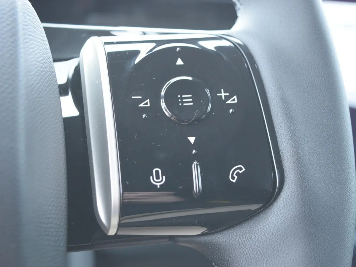 1.6 Plug-In Hybrid 195 Business 19" LICHTMETALEN VELGEN | CLIMATE CONTROL | PARKEERSENSOREN MET CAMERA | NAVI