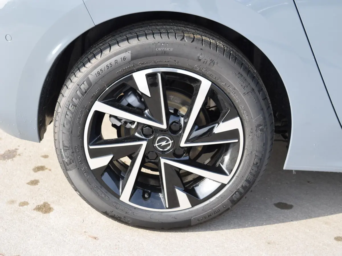 1.2 Turbo Hybrid Ultimate PARKEERSENSOREN MET CAMERA | CLIMATE CONTROL | STOELVERWARMING|