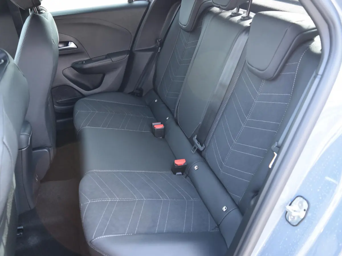 1.2 Turbo Hybrid Ultimate PARKEERSENSOREN MET CAMERA | CLIMATE CONTROL | STOELVERWARMING|