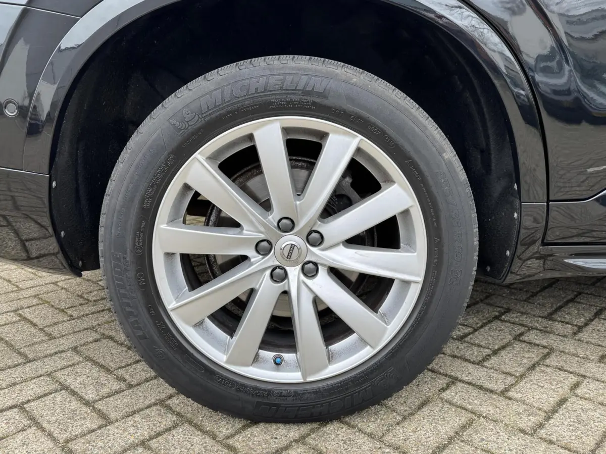 2.0 D5 AWD Inscription|PANO|Head-up|Memory|Leder|Camera|