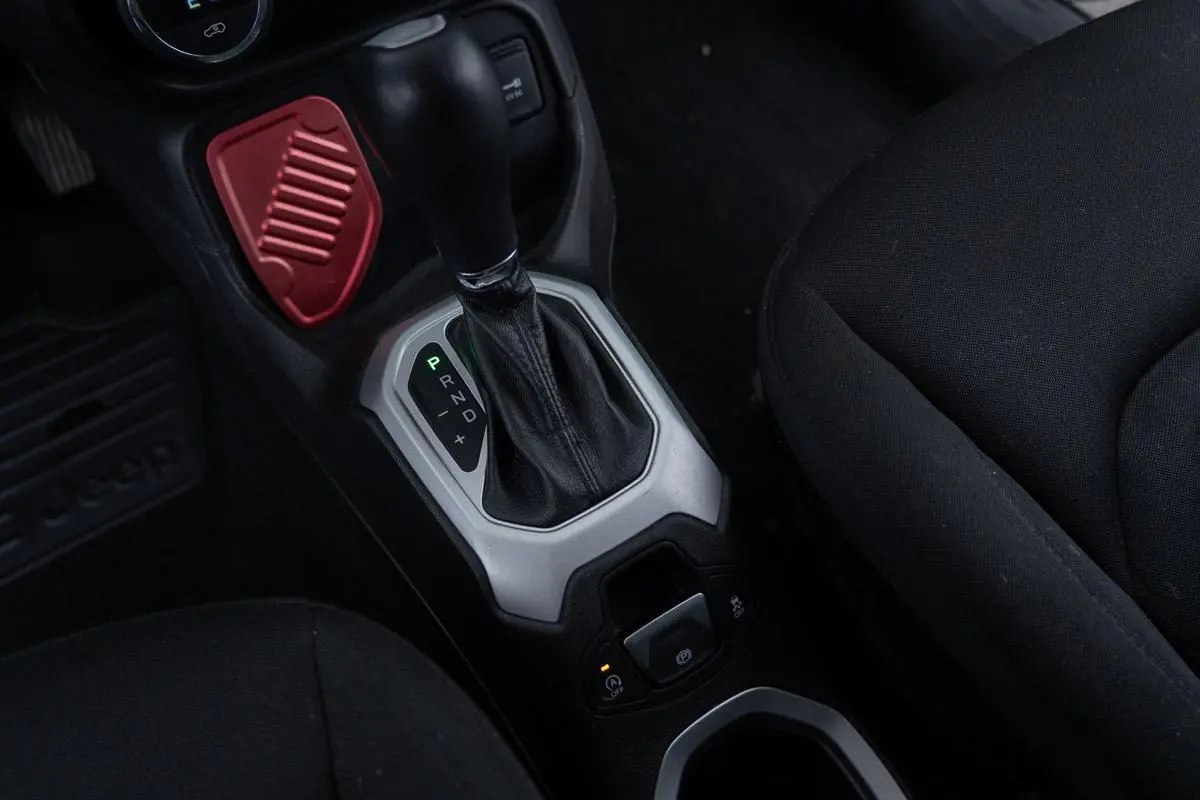 1.6 MultiJet Limited Aut.|Euro 6|GrijsKenteken|BTW|Org NL NAP|Trekhaak|2e Eig|Airco|Camera|Keyless|Cruise|Dealer Onderhouden