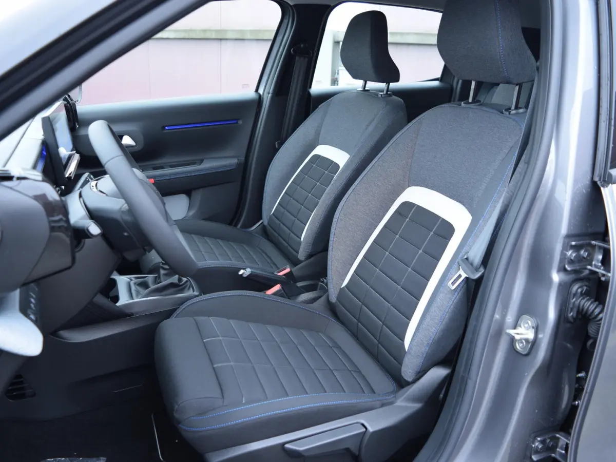 1.2 Turbo 100pk Business | TOT 8 JAAR GARANTIE | NAVI | AIRCO | CRUISE CONTROL | PARKEERSENSOREN | BLUETOOTH |