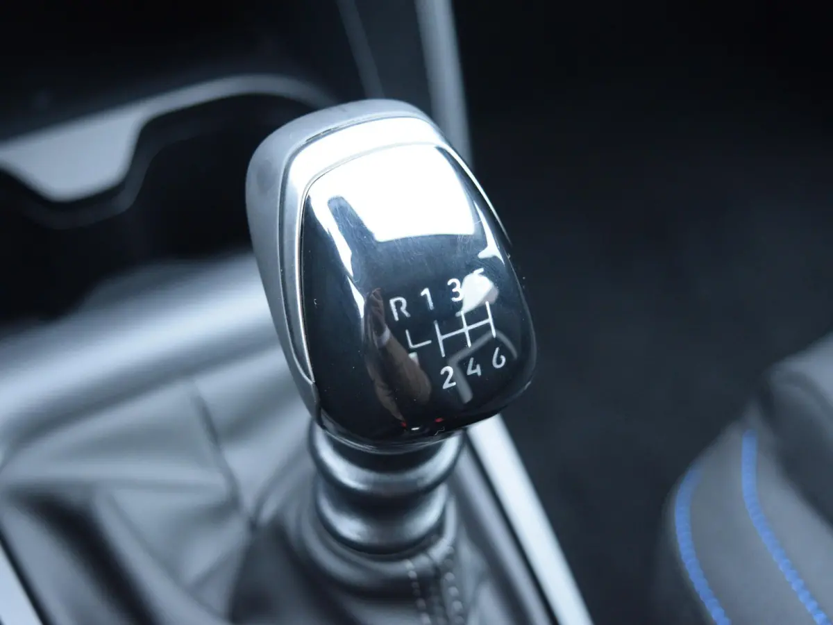 1.2 Turbo 100pk Business | TOT 8 JAAR GARANTIE | NAVI | AIRCO | CRUISE CONTROL | PARKEERSENSOREN | BLUETOOTH |