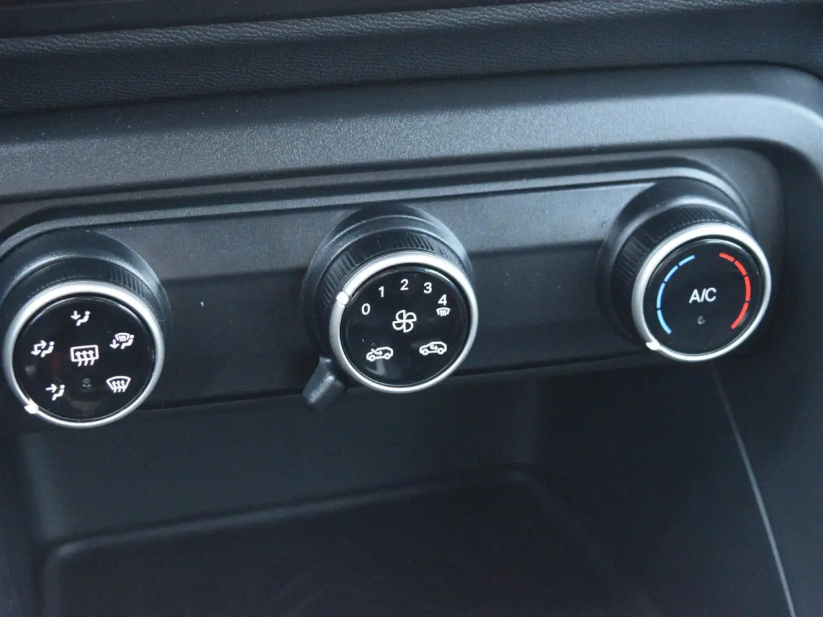 1.2 Turbo 100pk Business | TOT 8 JAAR GARANTIE | NAVI | AIRCO | CRUISE CONTROL | PARKEERSENSOREN | BLUETOOTH |
