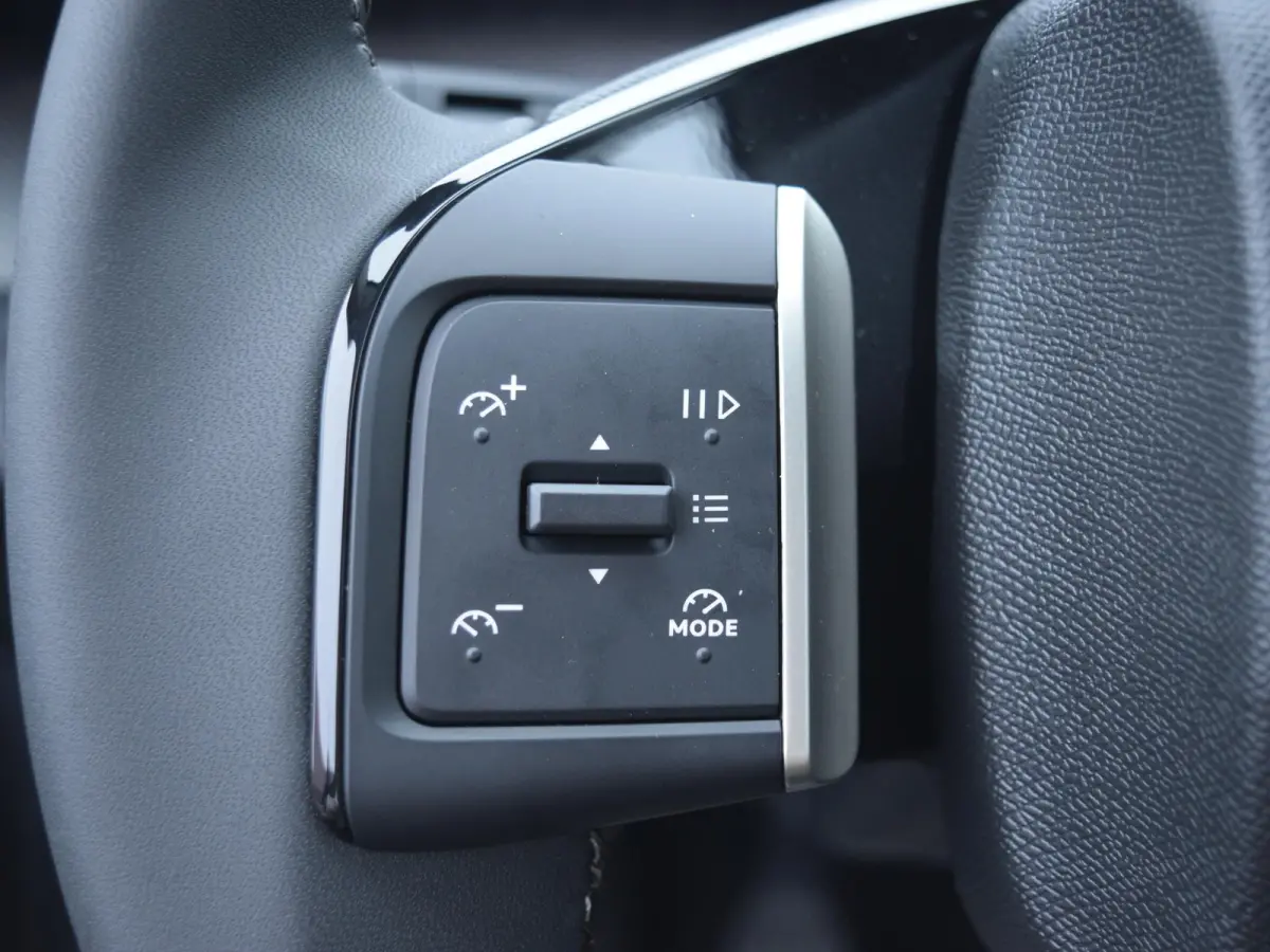 1.2 Turbo 100pk Business | TOT 8 JAAR GARANTIE | NAVI | AIRCO | CRUISE CONTROL | PARKEERSENSOREN | BLUETOOTH |