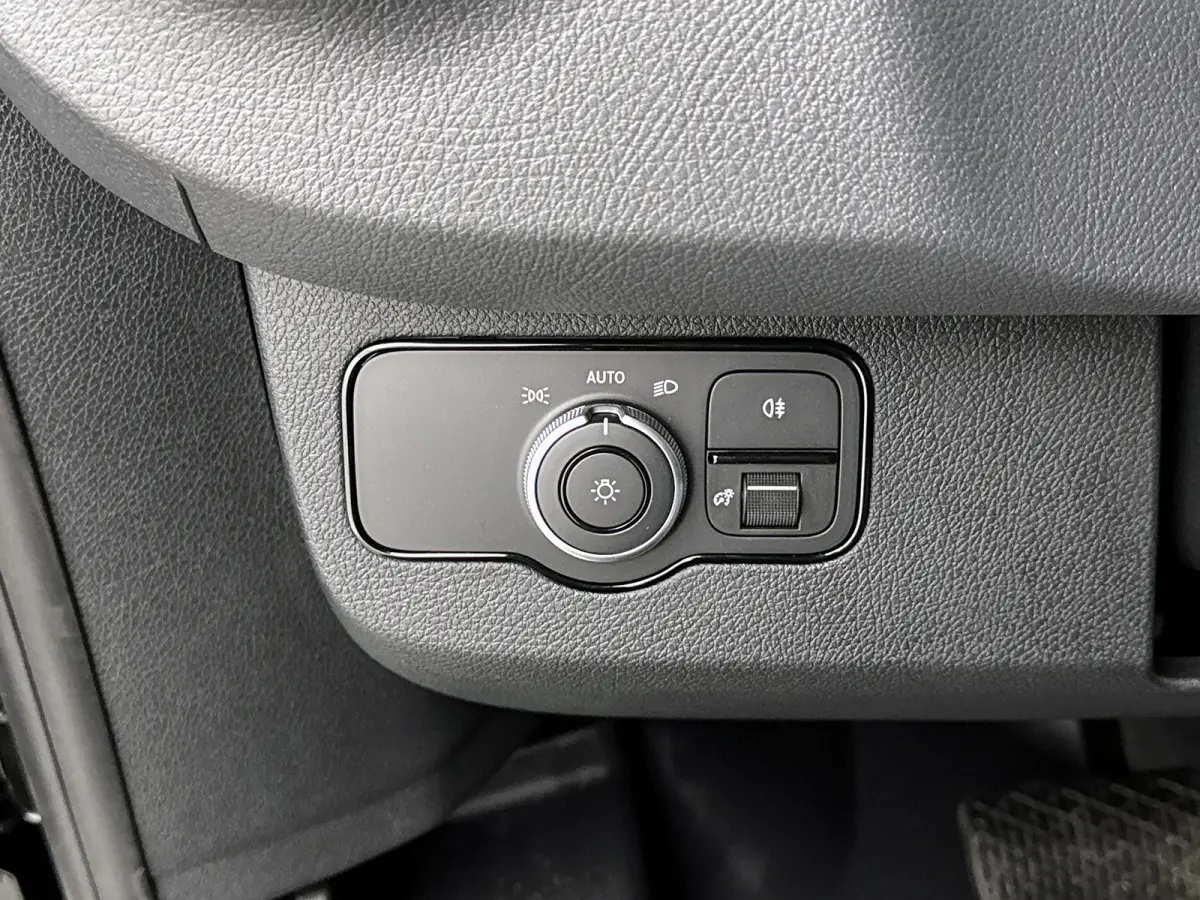 317 CDI L3H2 Pro Navigatie Trekhaak Stoel en stuurverwarming Parkeerpakket Betimmering