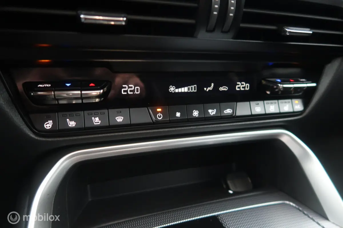 2.5 e-SkyActiv PHEV Homura TREKHAAK, PANODAK