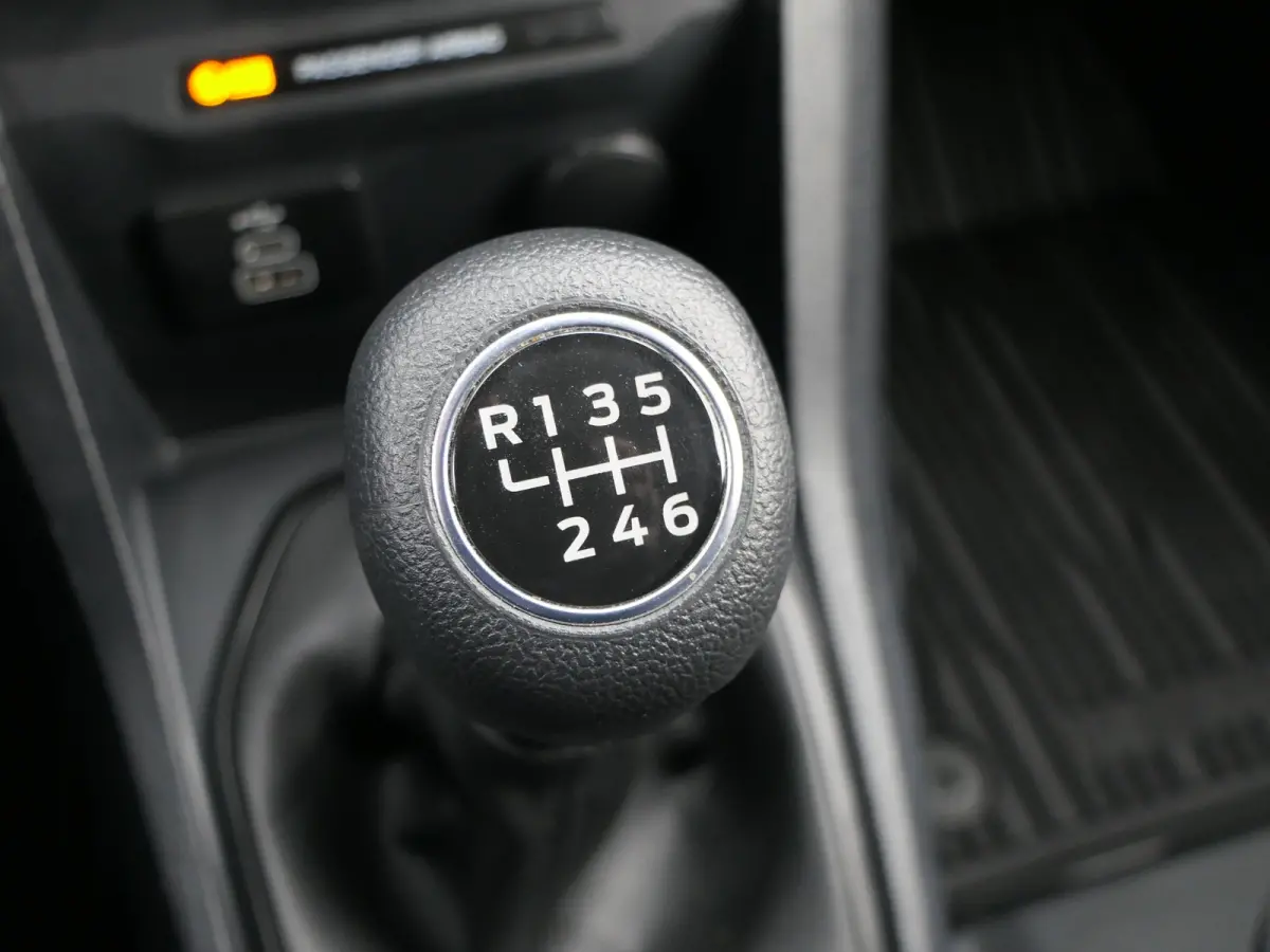 1.0 EcoBoost Trend | Winterpack | Camera | Schuifdeur | CarPlay/Android Auto | Parkeersensoren | Cruise Control | DAB