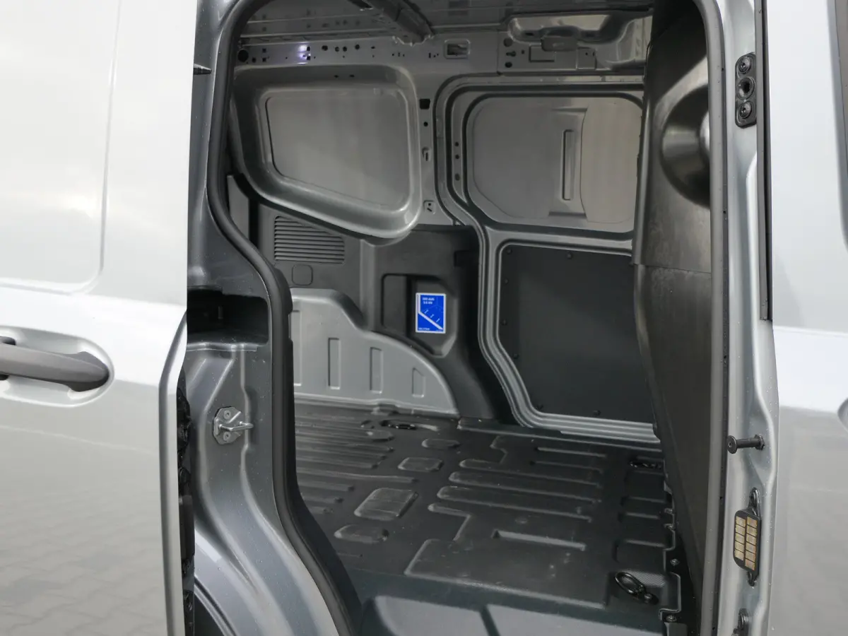 1.0 EcoBoost Trend | Winterpack | Camera | Schuifdeur | CarPlay/Android Auto | Parkeersensoren | Cruise Control | DAB