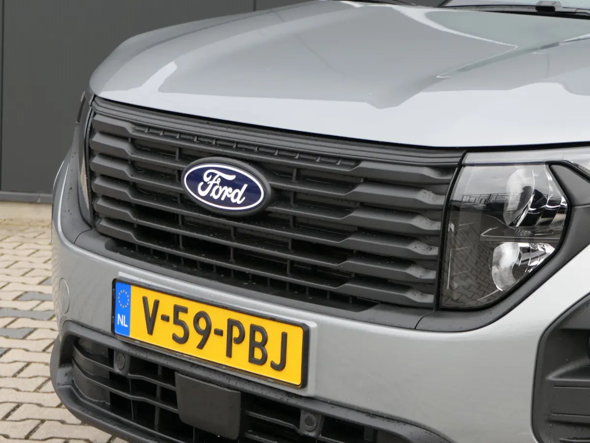 1.0 EcoBoost Trend | Winterpack | Camera | Schuifdeur | CarPlay/Android Auto | Parkeersensoren | Cruise Control | DAB