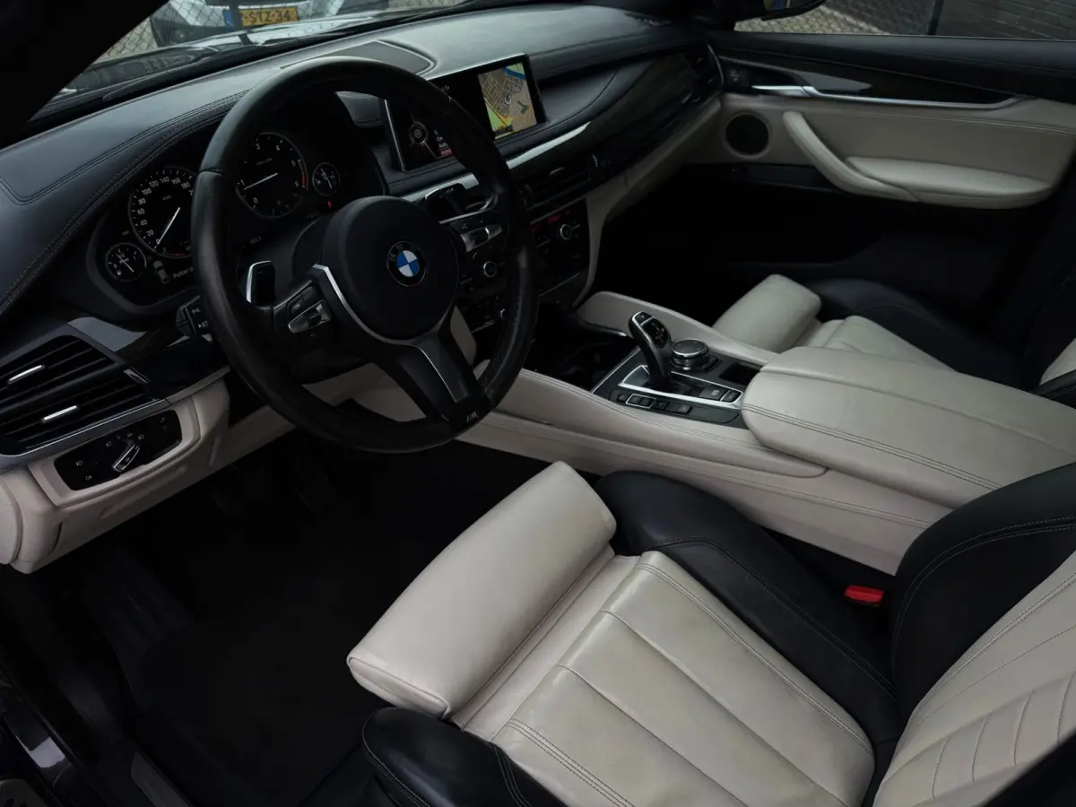XDrive30d High Executive 258PK|Full Led|Proff Navi|Kantel/Schuifdak|HarmanKardon|Memmory|HUD|Leder|StoelVW|AUT|Flippers