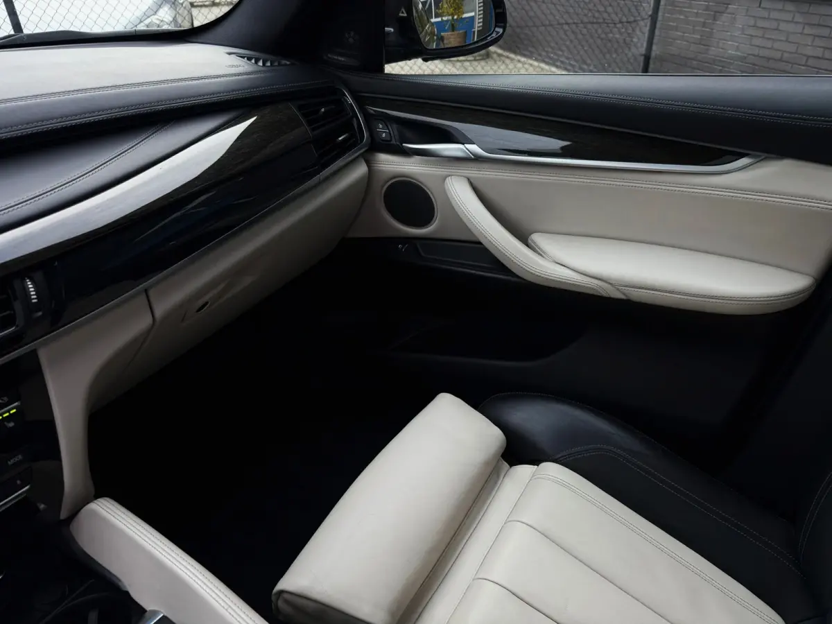 XDrive30d High Executive 258PK|Full Led|Proff Navi|Kantel/Schuifdak|HarmanKardon|Memmory|HUD|Leder|StoelVW|AUT|Flippers