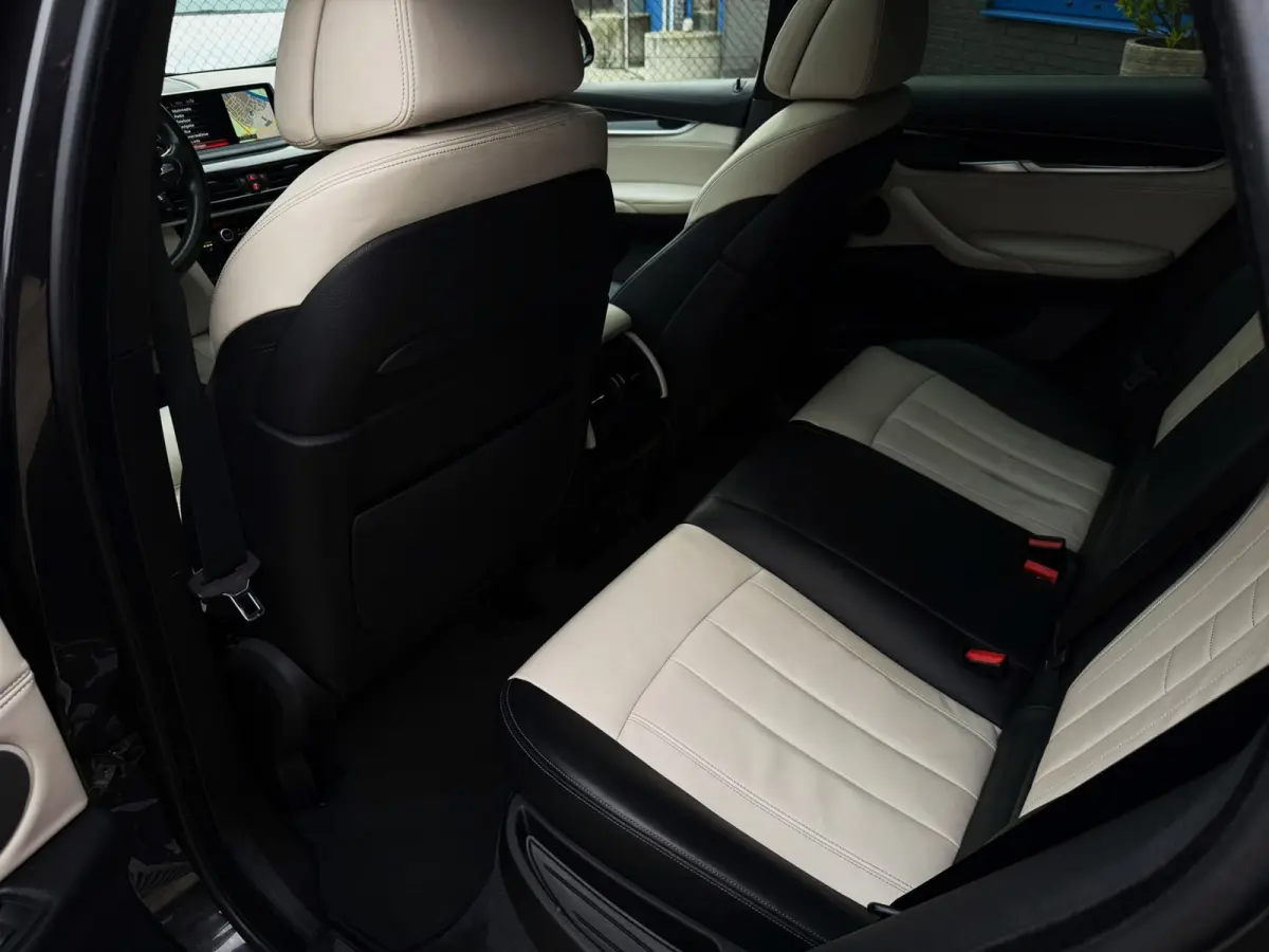 XDrive30d High Executive 258PK|Full Led|Proff Navi|Kantel/Schuifdak|HarmanKardon|Memmory|HUD|Leder|StoelVW|AUT|Flippers