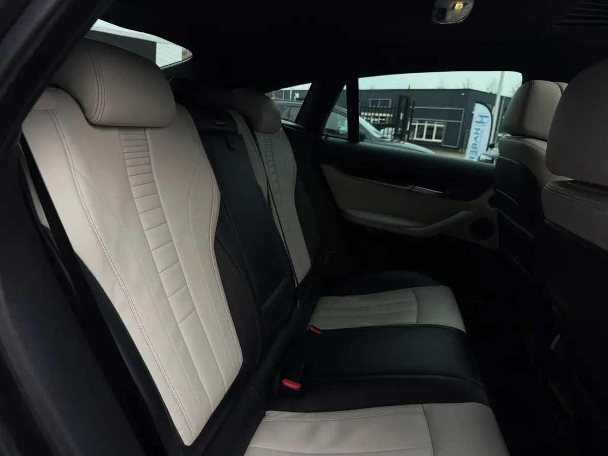 XDrive30d High Executive 258PK|Full Led|Proff Navi|Kantel/Schuifdak|HarmanKardon|Memmory|HUD|Leder|StoelVW|AUT|Flippers