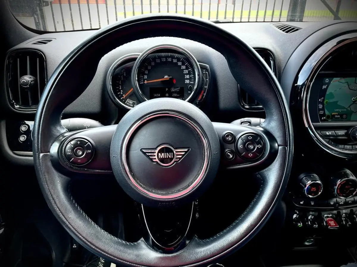 Mini 2.0 Cooper S Edition PANO NAVI 190 PK AFN TREKHAAK