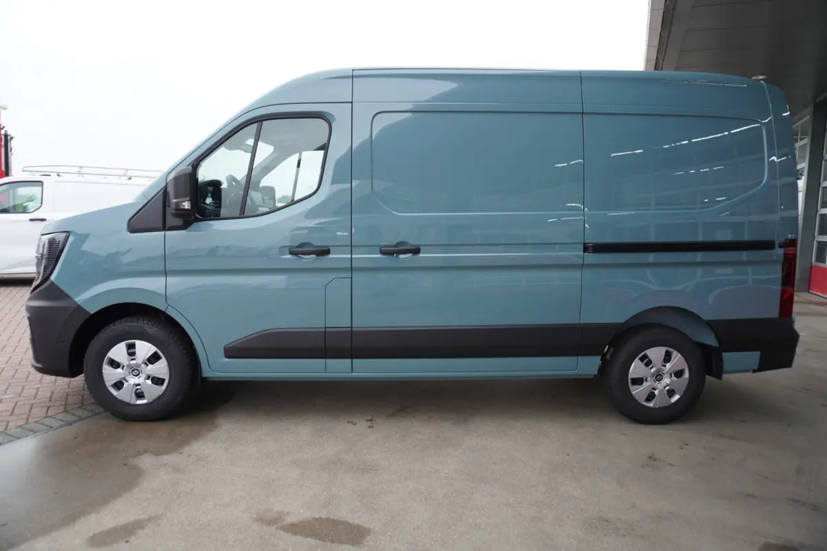 T35 2.0 dCi 170PK L2H2 Extra Schuifdeur L / R DEMO!! Nr. V179 | Climate | Navi | Cruise | Trekhaak | Betimmering laadruimte