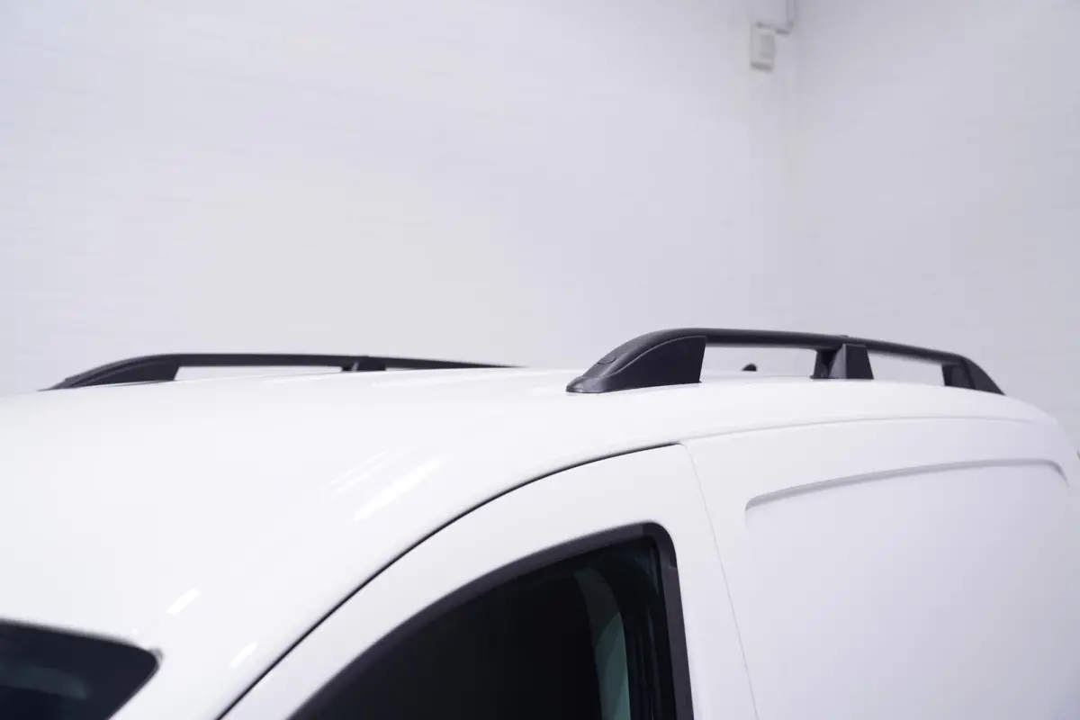 1.5 TSI 115 pk BENZINE Black&White Edition 19" LMV, Spoilers V+A, Airco, Bumpers in Kleur, Cruise Control, 2-Zits