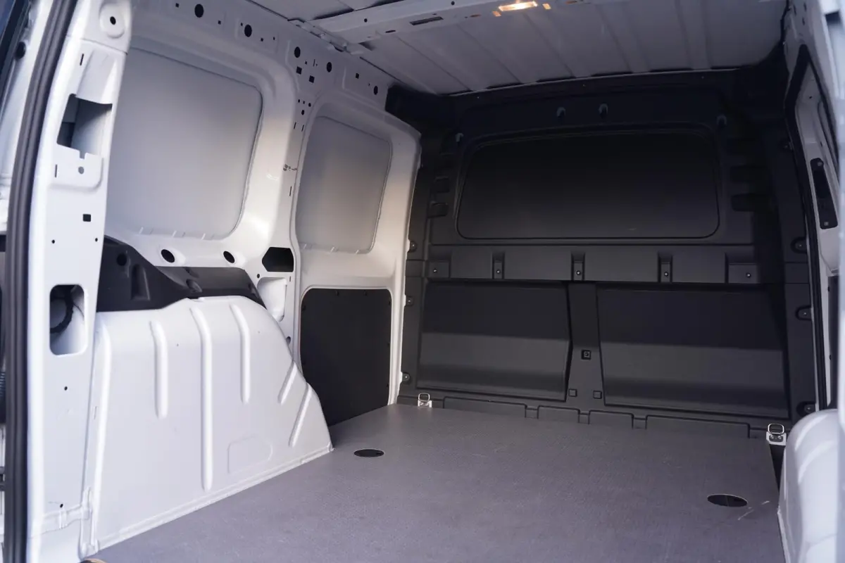 1.5 TSI 115 pk BENZINE Black&White Edition 19" LMV, Spoilers V+A, Airco, Bumpers in Kleur, Cruise Control, 2-Zits