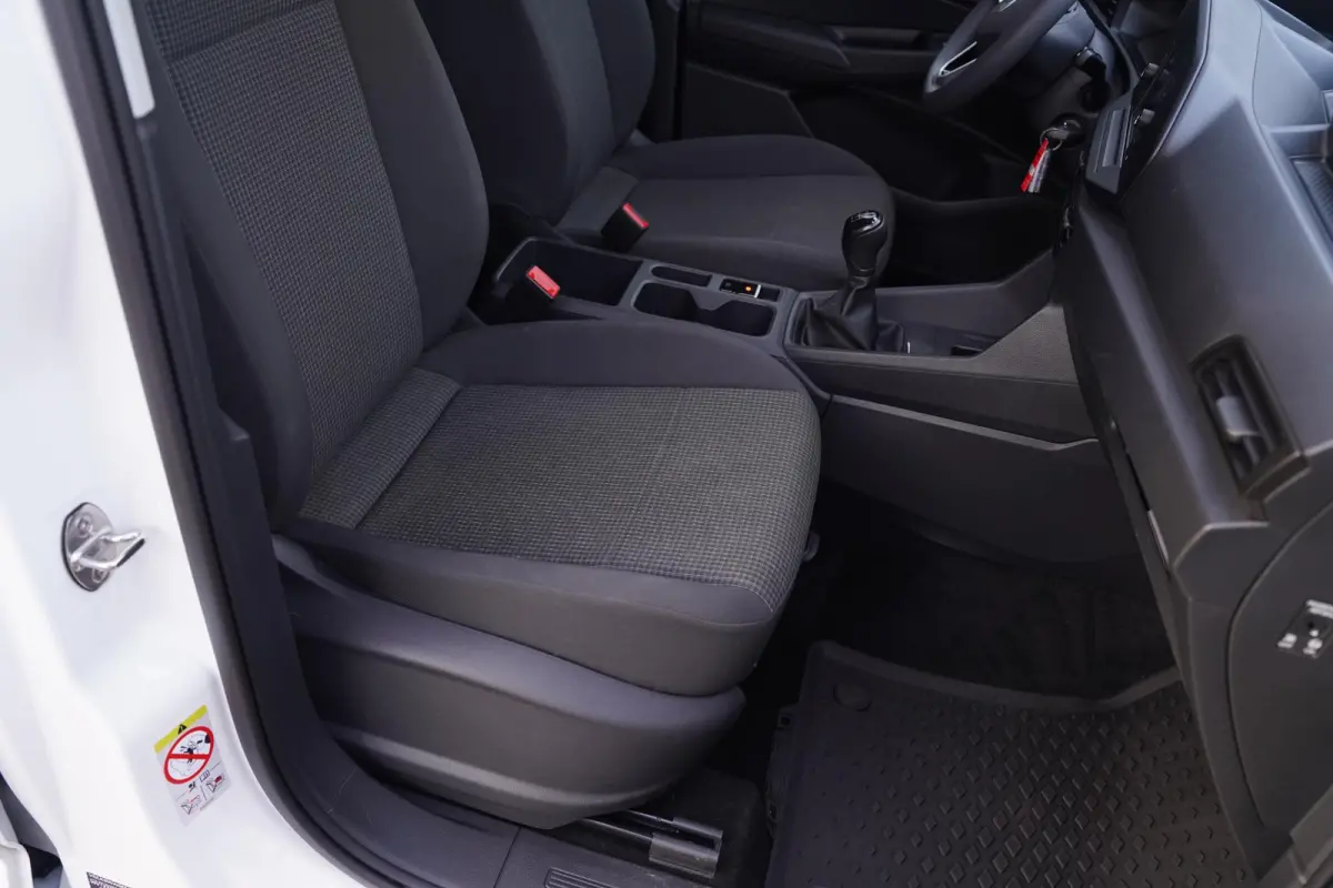 1.5 TSI 115 pk BENZINE Black&White Edition 19" LMV, Spoilers V+A, Airco, Bumpers in Kleur, Cruise Control, 2-Zits