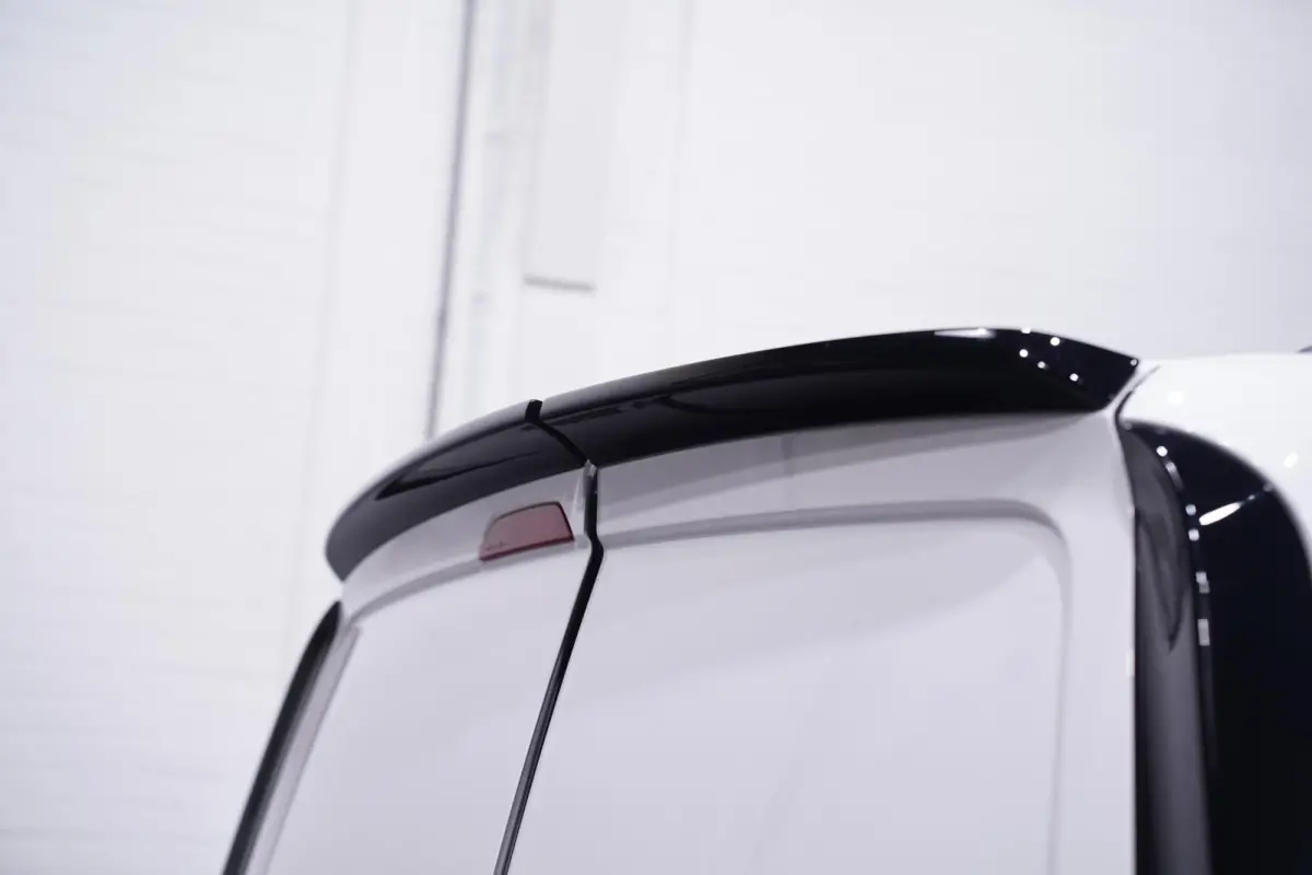 1.5 TSI 115 pk BENZINE Black&White Edition 19" LMV, Spoilers V+A, Airco, Bumpers in Kleur, Cruise Control, 2-Zits