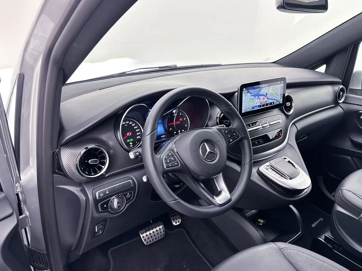 250d 4-MATIC Extra Lang AMG Styling Leder Dubbele Schuifdeur