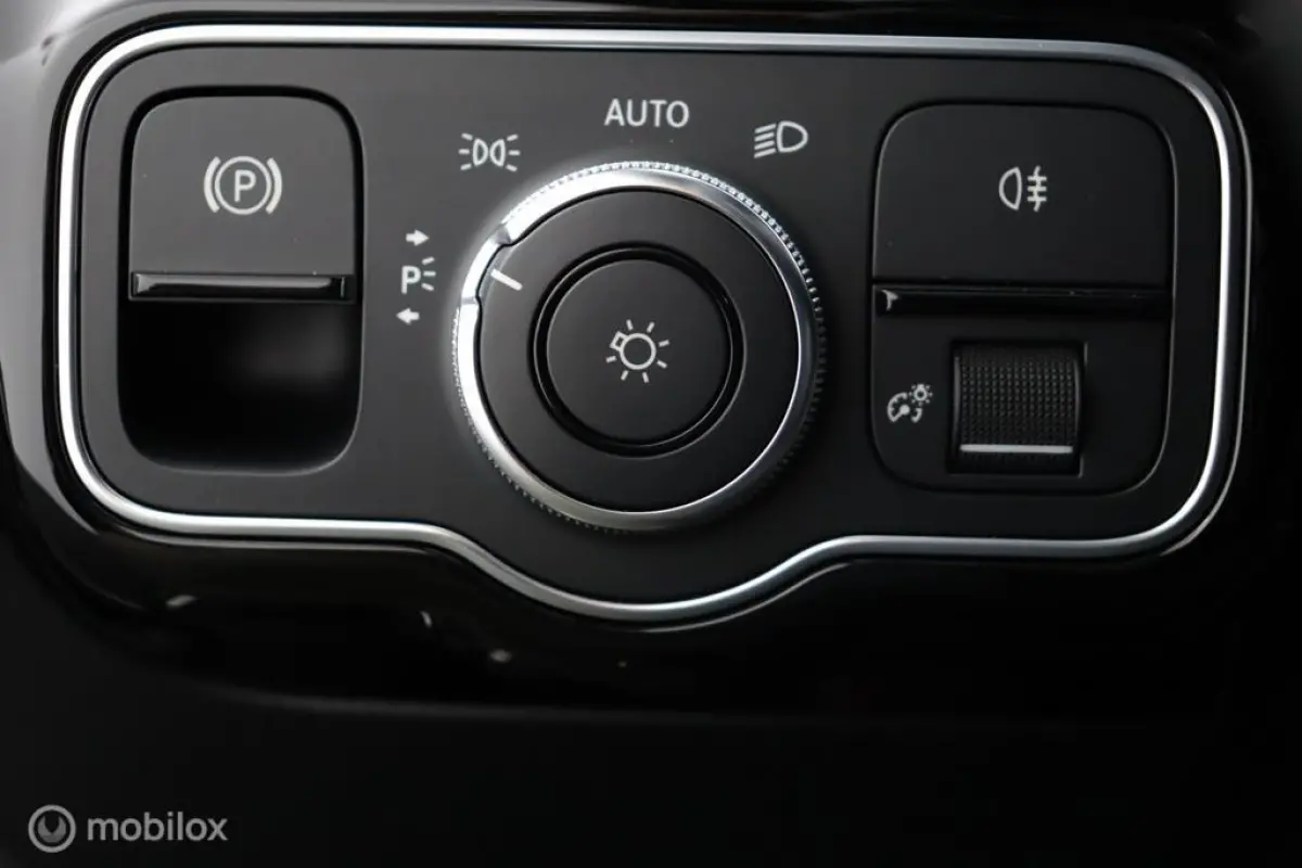 250e 218pk Plug in Hybride NL Auto | 95,1% SOH | widescreen | Sfeerverlichting | Leder | 360 Camera | Vol Opties | NL Auto | DEALER-STAAT