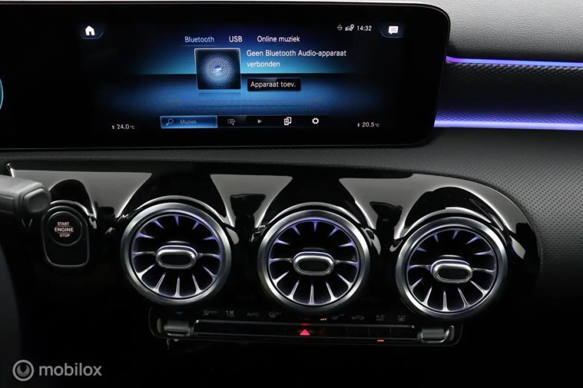 250e 218pk Plug in Hybride NL Auto | 95,1% SOH | widescreen | Sfeerverlichting | Leder | 360 Camera | Vol Opties | NL Auto | DEALER-STAAT