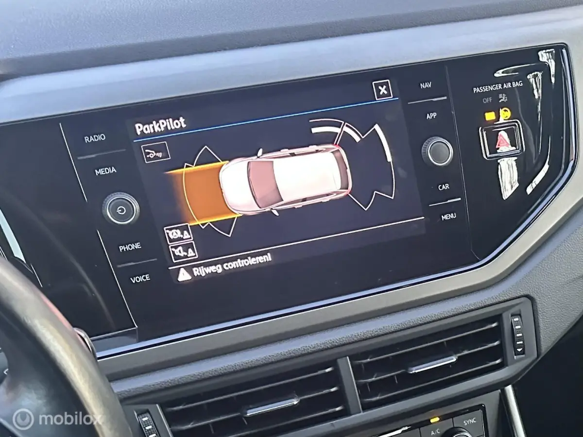 1.0 TSI 95PK Comfortline Business DIGITAAL DASHBOARD ACHTERUITRIJ CAMERA CLIMATE CONTROLE ZEER NETTE AUTO!!