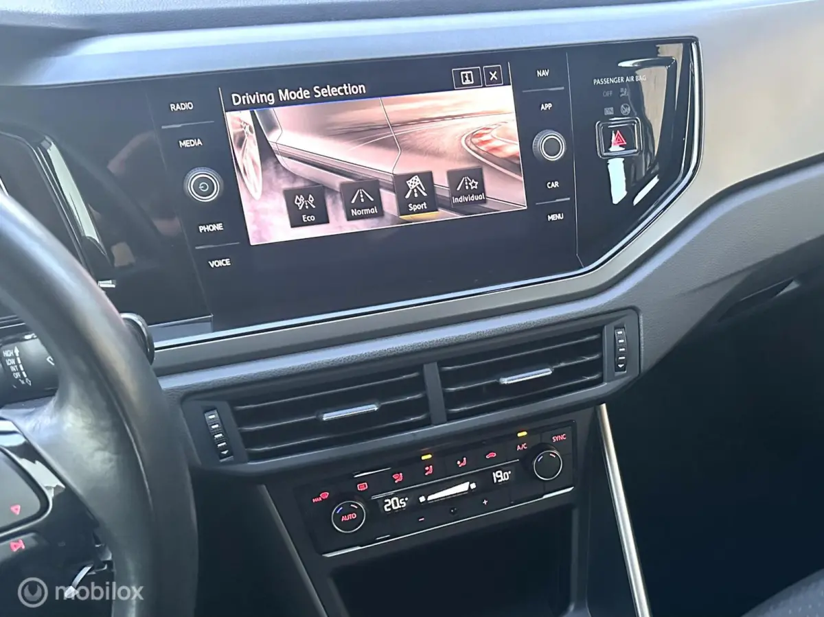 1.0 TSI 95PK Comfortline Business DIGITAAL DASHBOARD ACHTERUITRIJ CAMERA CLIMATE CONTROLE ZEER NETTE AUTO!!