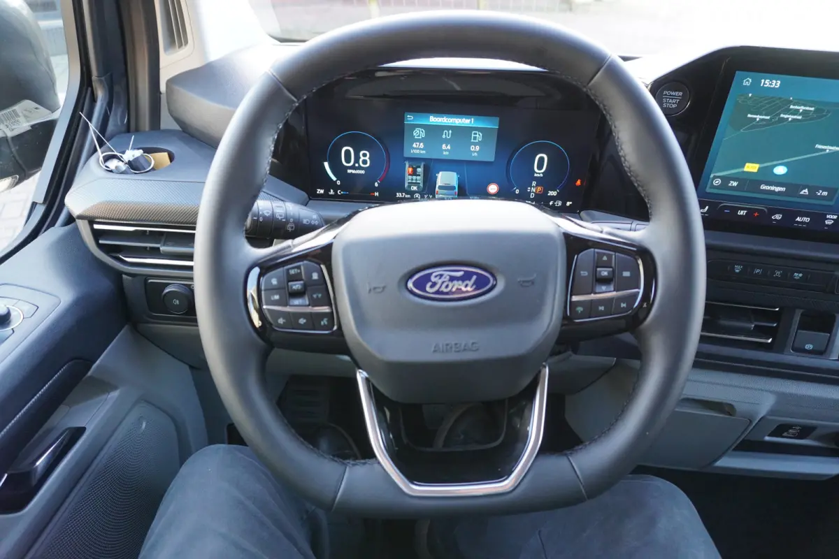 320L 2.0 TDCI 170PK L2H1 Limited DubbelCabine Automaat Schuifdeur L/R Nr. V062 | Airco | Adap.Cruise | Navi | Camera