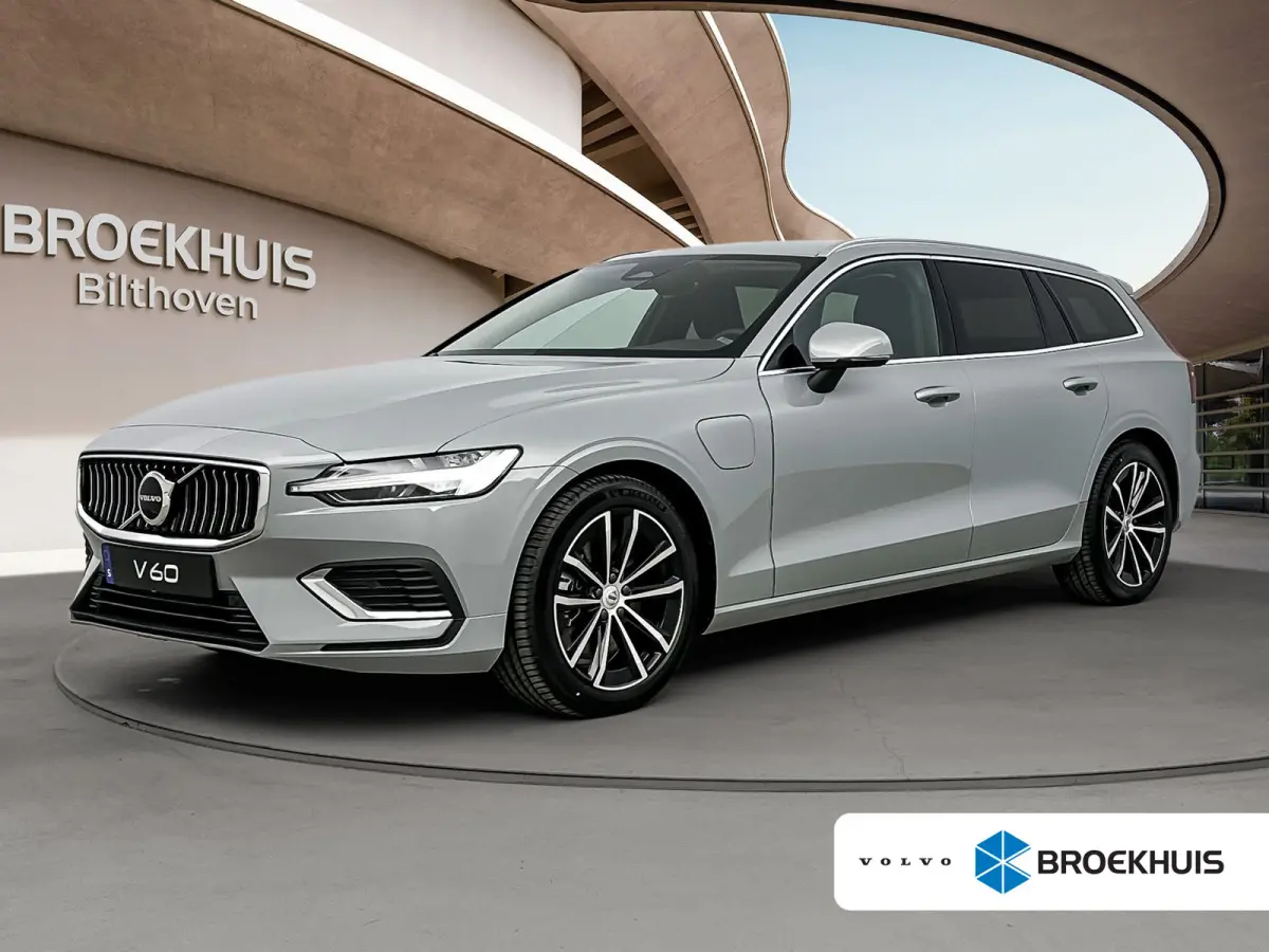 2.0 T6 Plug-in hybrid AWD Core Bright | VAPOUR GREY | BLIS | Voorruitverwarming | Stoelverw. V+A | Stuurverw. | PDC + Camera | Extra getint glas | Adaptive Cruiscontrol |