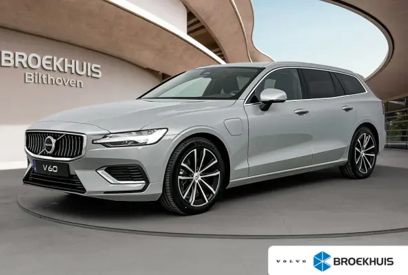 2.0 T6 Plug-in hybrid AWD Core Bright | VAPOUR GREY | BLIS | Voorruitverwarming | Stoelverw. V+A | Stuurverw. | PDC + Camera | Extra getint glas | Adaptive Cruiscontrol |