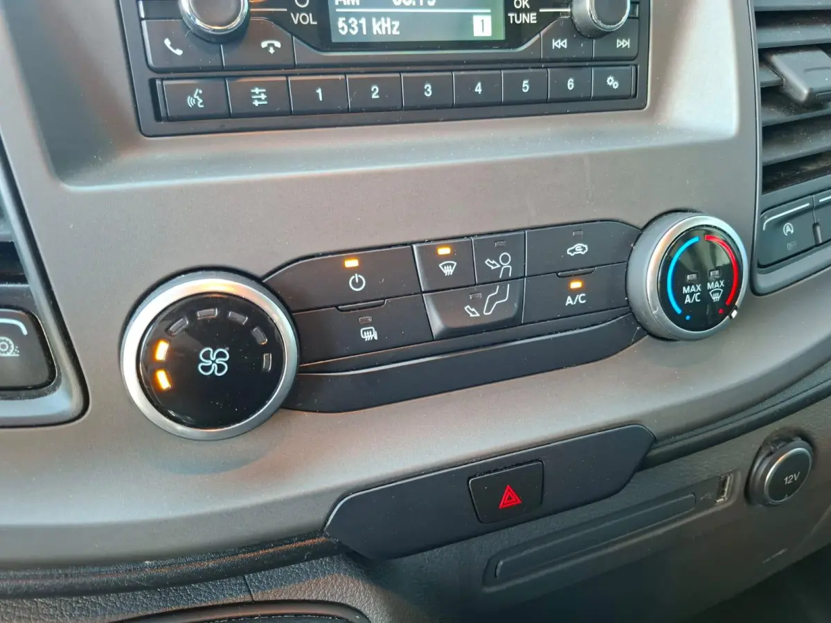 280 2.0 TDCI L1H1 Trend AIRCO / CRUISE CONTROLE / 3 ZITS / EURO 6