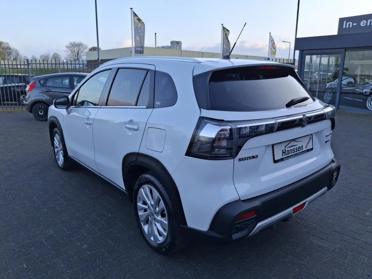 1.5 Hybrid Select afn.trekhaak AUTOMAAT